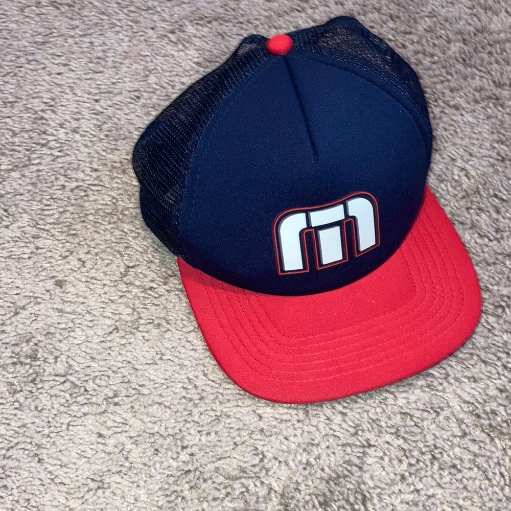 Travis Mathew’s Hat NWOT